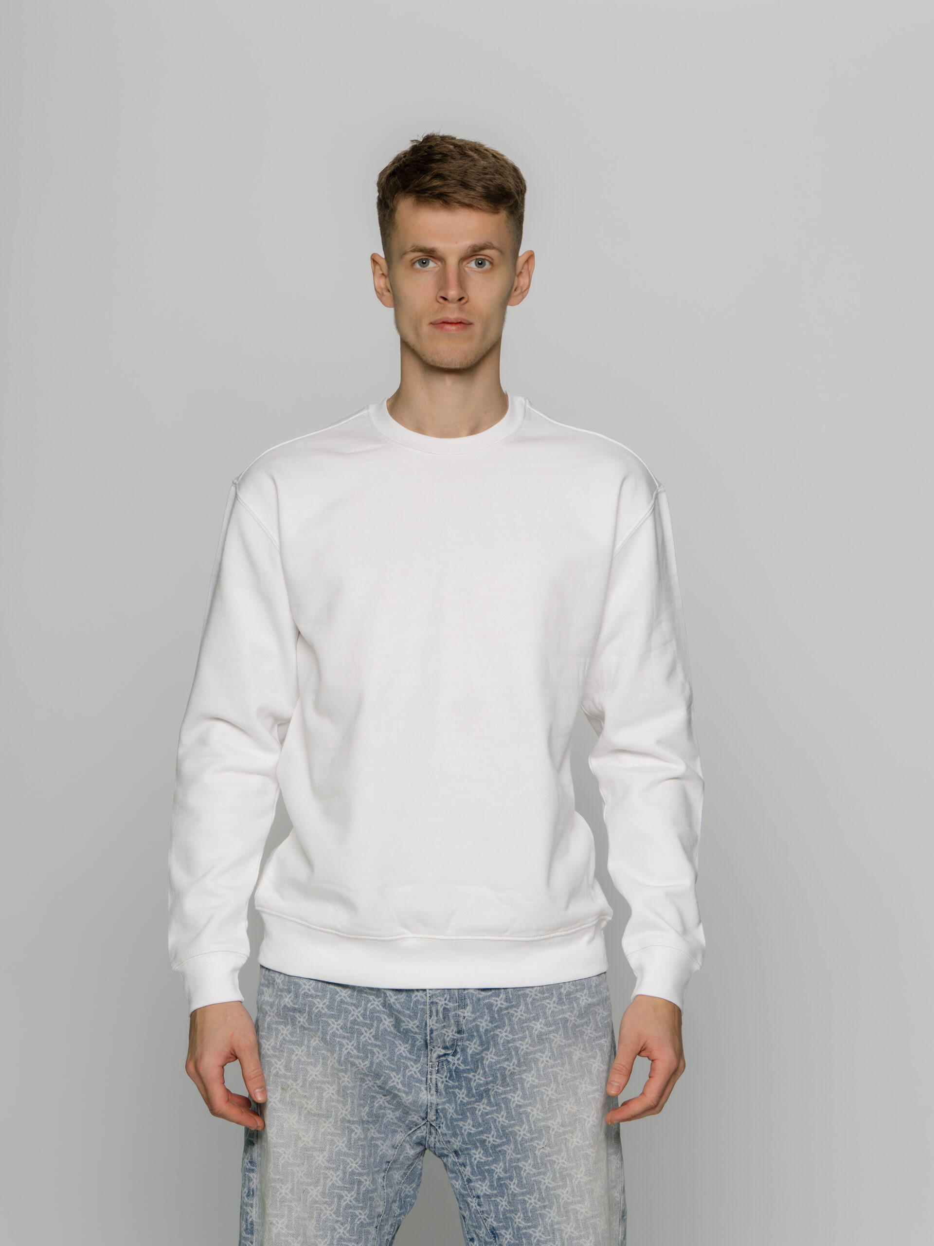 UNISEX APVALAUS KAKLO DŽEMPERIS